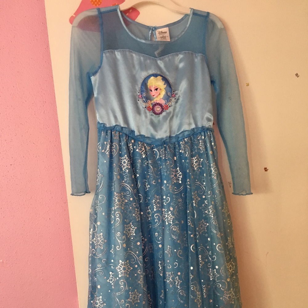 Night gown